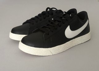 Nike Blazer Low GS 38.5 Nero/Bianco Nuove con Scat