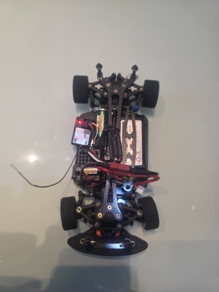 Coche radiocontrol XRAY 1/18