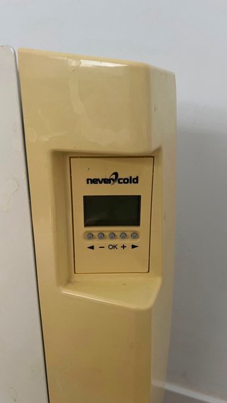 Radiador Eléctrico Never Cold 1500W