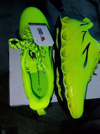 Zapatillas Nike Verdes y Amarillas