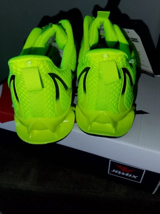 Zapatillas Nike Verdes y Amarillas