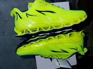 Zapatillas Nike Verdes y Amarillas