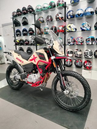 SWM SUPERDUAL 650 X/T TRAIL 2026