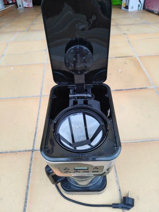 Cafetera Cumbia con jarra de cristal