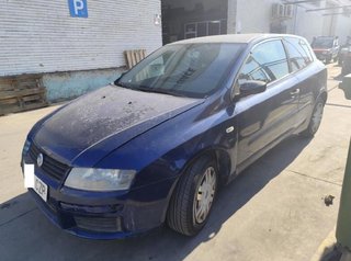 Piloto trasero derecho 46823705 fiat stilo 230102