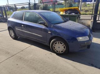 Piloto trasero derecho 46823705 fiat stilo 230102
