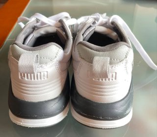 Zapatillas Puma Talla 39 Gris y Blanco
