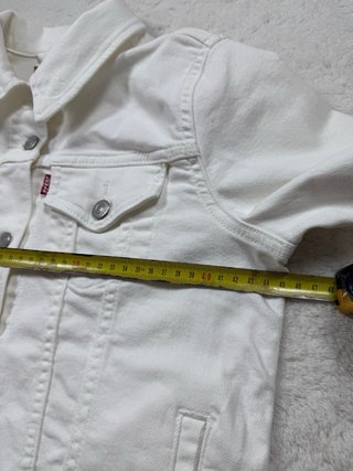 Cazadora vaquera Levi's blanca Talla S