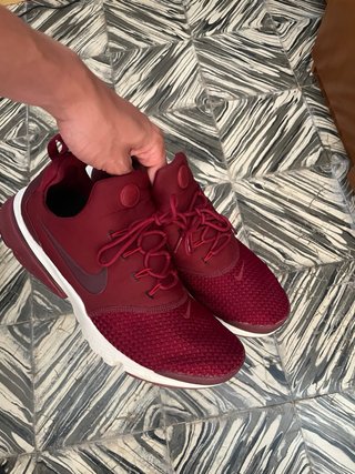 Zapatillas Nike Rojas y Blancas
