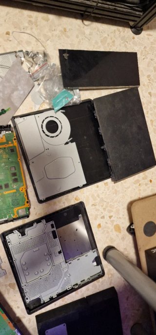 2 PS4 Desmontadas para Piezas