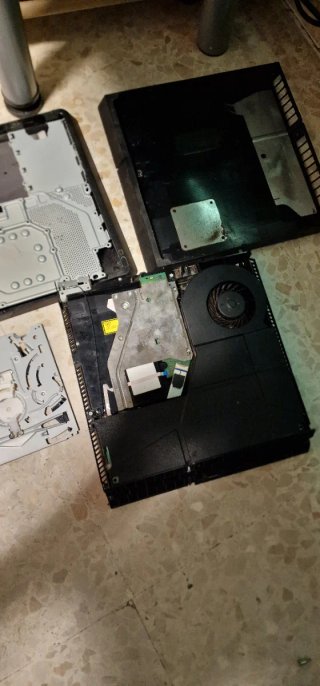 2 PS4 Desmontadas para Piezas