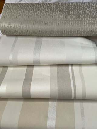 Rollos de papel pintado floral