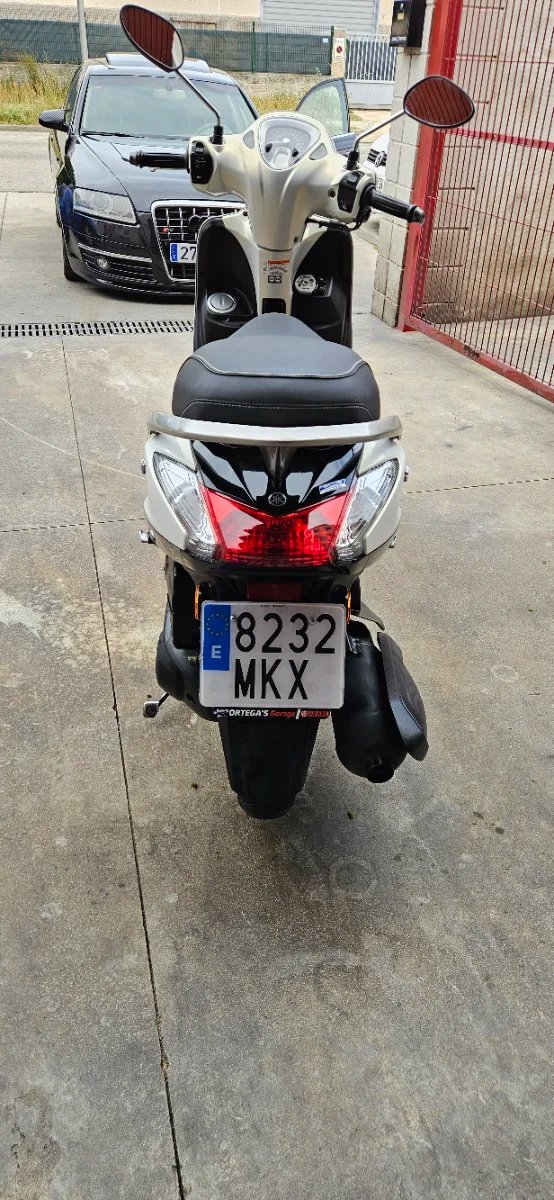 Moto Yamaha 125