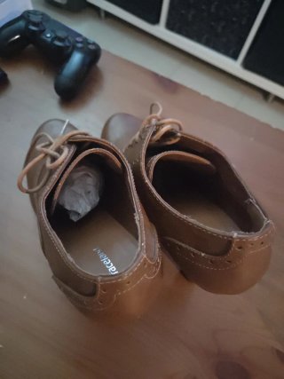 Zapatos de tacón marrones