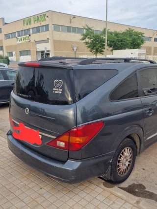 SsangYong Rodius 2010