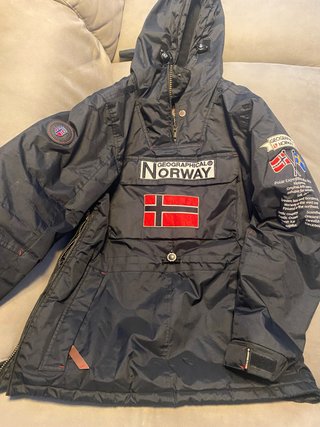 Abrigo Geographical Norway Negro