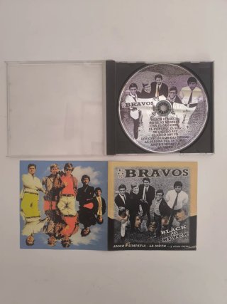 CD Los Bravos - Black is Black