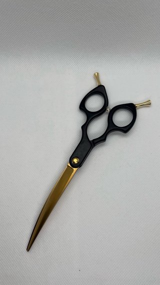 Tijera Peluquería Canina Curva 6.5 Negra/Dorada