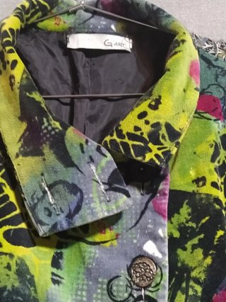 Abrigo corto estampado multicolor