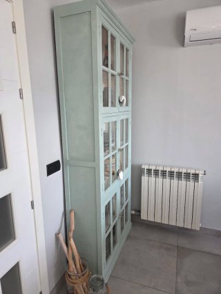 Mueble vitrina estilo provenzal