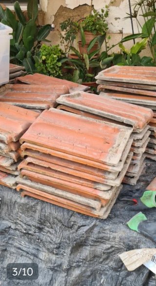 Tejas antiguas de arcilla