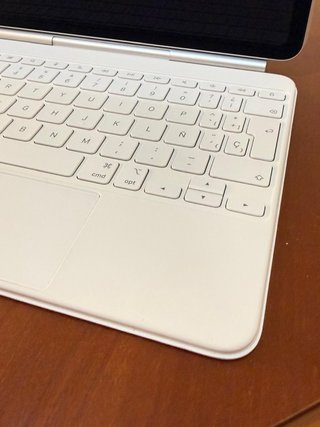 Magic Keyboard iPad Air 11 Blanco