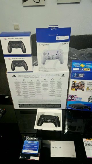 Mando PS4 Sony + Lote Cajas y Manuales