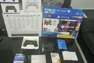 Mando PS4 Sony + Lote Cajas y Manuales
