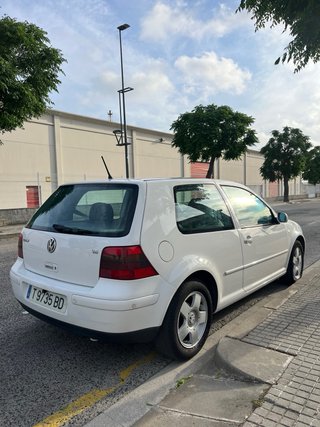 Volkswagen Golf IV Año 2000