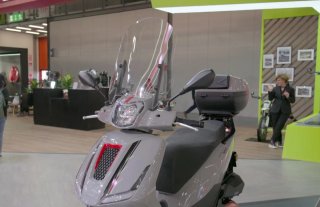 SWM C FLY 125 2026 Baúl Gris