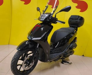 SWM C FLY 125 2026 Baúl Gris