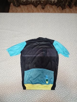 Maillot Ciclismo Negro y Azul Talla XL(nuevo)