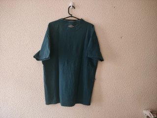 Camiseta Umbro vintage cuello pico