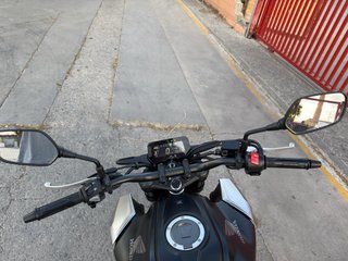 Honda CB125R