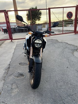 Honda CB125R