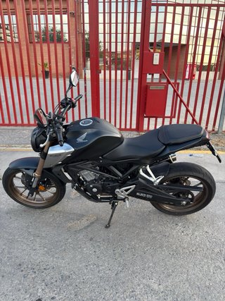 Honda CB125R