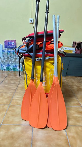 Kayak hinchable Itiwit de dos plazas.