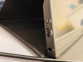 Monitor Portátil 15.6 con Altavoces