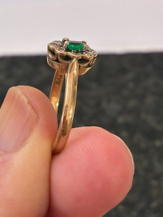 Anillo Oro 18k Esmeralda y Diamantes