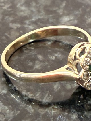 Anillo Oro 18k Esmeralda y Diamantes