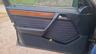 Mercedes-Benz Clase E 1989