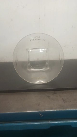 Cubitera de plástico transparente