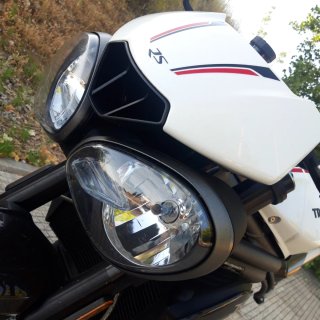 Triumph Speed Triple RS 2018 Blanca