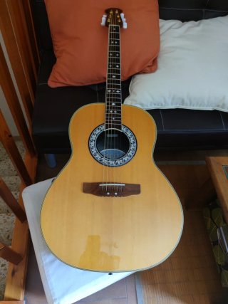 Guitarra Ovation Celebrity Acústica Eléctrica CC67