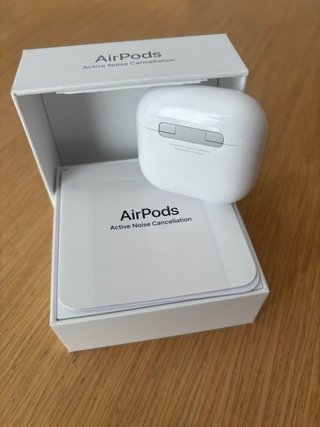 Airpods 4 blanco NUEVOS