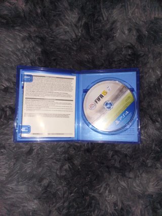 Lote 4 Juegos PS4 FIFA: 15, 17, 18, 23