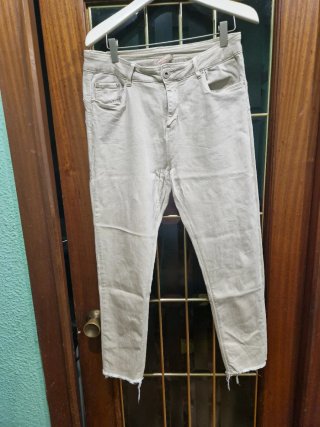 Diferentes pantalones tallas XL 46