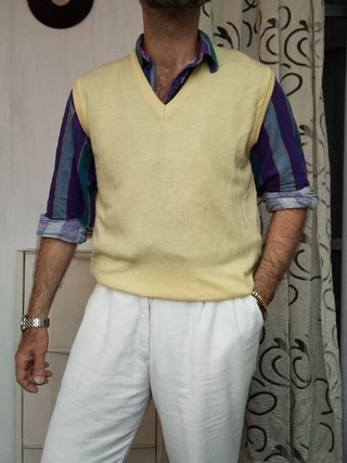 Gilet lana vintage giallo pallido scollo a V