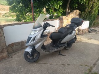 Kymco Grand Dink 125cc Plata del 2011