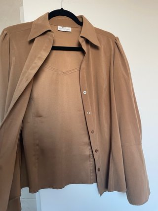 Camisa beige camel